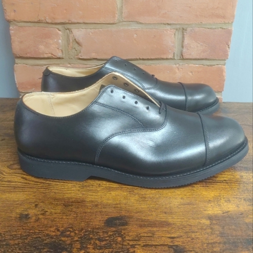 Canada West black leather cap toe oxford service shoes size 10-10.5 F (Wide) New